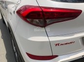 Bán xe Hyundai Tucson 2.0 năm 2018, màu trắng 