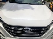 Bán xe Hyundai Tucson 2.0 năm 2018, màu trắng 