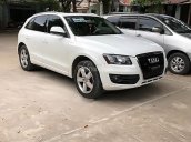 Bán Audi Q5 3.2 AT 2010, màu trắng, xe nhập 