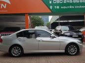 Bán BMW 3 Series 320i năm 2010, màu bạc, nhập khẩu, giá chỉ 525 triệu