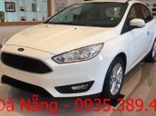 Bán Ford Focus trắng kim cương bản tiêu chuẩn. LH: 0935.389.404 - Hoàng Ford Đà Nẵng