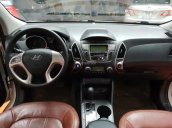 Cần bán Hyundai Tucson sản xuất 2011, màu trắng, xe nhập