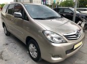 Gia đình cần bán Innova 2010 V, tự động, màu vàng cát