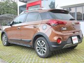 Bán xe Hyundai i20 Active 1.4AT sản xuất 2015, màu nâu, nhập khẩu