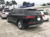 Bán Audi Q7 2.0 2016 màu đen, nội thất nâu