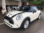 Bán Mini Cooper S model 2016 màu trắng, nhập khẩu tại Hà Lan, xe chính chủ đi từ đầu giữ gìn nên còn như mới