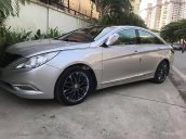 Cần bán gấp Hyundai Sonata đời 2011, màu bạc, nhập khẩu nguyên chiếc, 490tr