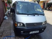 Bán Toyota Hiace tải van 6 chỗ 830kg, đời 2001 chạy được giờ cấm trong thành phố