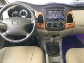 Bán ô tô Toyota Innova năm sản xuất 2010, màu bạc 