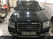 Cần bán gấp Ford Everest năm 2008, màu đen số sàn