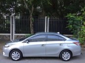 Cần bán xe Toyota Vios G sản xuất năm 2014, màu bạc như mới