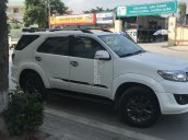 Xe Toyota Fortuner năm 2014, màu trắng  