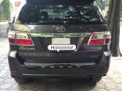 Cần tiền bán gấp Fortuner 2010, số sàn máy dầu, màu nòng súng