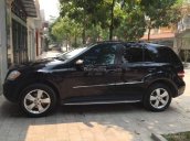 Cần bán lại xe Mercedes 350 đời 2008, màu đen, đăng ký 2009, xe rất đẹp