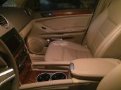 Cần bán lại xe Mercedes 350 đời 2008, màu đen, đăng ký 2009, xe rất đẹp