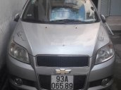 Bán xe Chevrolet Aveo đời 2016, màu bạc số sàn 