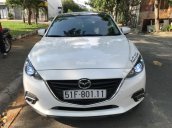 Bán Mazda 3 Sedan 1.5AT, đời 2016 màu trắng, xe đẹp như mới