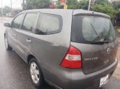 Cần bán Nissan Grand Livina 1.8AT năm sản xuất 2011, màu xám, mua mới lăn bánh lần đầu 2013