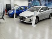 Bán xe Hyundai Elantra 2018, 1.6 số sàn, màu trắng, hỗ trợ vay 90%, giao ngay