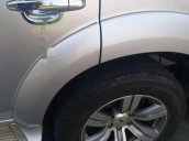 Cần bán Ford Everest sản xuất năm 2012, màu bạc