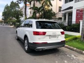 Cần bán lại xe Audi Q7 sản xuất 2017 màu trắng, 3 tỷ 299 triệu, nhập khẩu nguyên chiếc