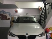 Cần bán xe BMW 3 Series 320i, màu trắng, xe nhập