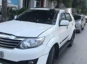 Bán xe Toyota Fortuner TRD, màu trắng, số tự động, xe nguyên bản chính chủ