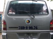 Cần bán gấp Mercedes năm sản xuất 2004, màu bạc 