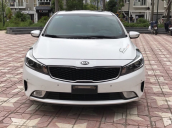 Cần bán xe Kia Cerato 1.6 AT 2016 màu trắng, 592 triệu