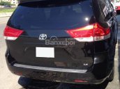 Thanh lí xe Toyota Sienna LE 2011, nhập Mỹ nguyên chiếc