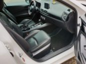 Bán Mazda 3 đời 2015, màu trắng, giá chỉ 585 triệu