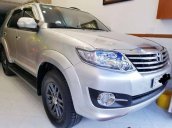 Bán Toyota Fortuner sản xuất năm 2016, màu bạc ít sử dụng, giá tốt