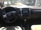 Cần bán xe Toyota Innova MT sản xuất 2013, màu bạc giá cạnh tranh