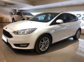 Cần bán Ford Focus 1.5L Ecoboost Trend đời 2017, màu trắng