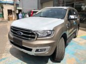 Bán Ford Everest Titanium 2.0L 4x2 AT năm 2018, màu nâu vàng, trả góp 80%, giao ngay