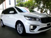 Bán xe Kia Sedona DATH Platinum 2.2 màu trắng, đời 2018 tại Nha Trang