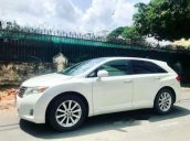 Cần bán xe Toyota Venza đời 2008, màu trắng, giá chỉ 875 triệu