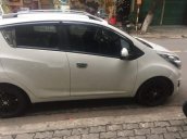 Bán Chevrolet Spark LT đời 2016, màu trắng như mới 