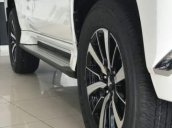 Cần bán Mitsubishi Pajero Sport sản xuất 2018, màu trắng