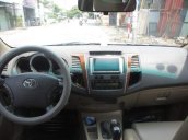 Bán Toyota Fortuner 2010, màu bạc, giá 526tr