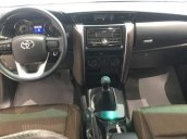 Bán Toyota Innova sản xuất năm 2018, màu trắng, 718 triệu