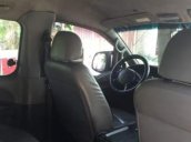 Bán ô tô Hyundai Starex năm 2004, màu trắng, giá tốt