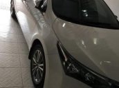 Cần bán Toyota Corolla altis 2017, màu trắng