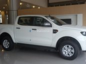 Bán xe Ford Ranger XLS AT 2.2L AT 4x2 2018 màu trắng, tay lái trợ lực điện, hỗ trợ trả góp 80%