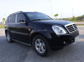 Cần bán xe Ssangyong Rexton II năm 2008 màu đen, 355 triệu, xe nhập