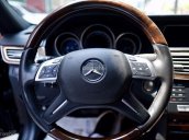 Cần bán xe Mercedes-Benz E400 đời 2015 màu đen, giá tốt