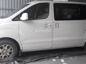 Cần bán Hyundai Starex 2014, màu trắng, xe nhập