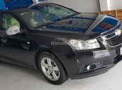 Bán xe Chevrolet Cruze sản xuất năm 2014, màu đen  