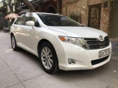 Bán Toyota Venza 2.7 năm 2010, màu trắng, nhập khẩu  