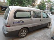 Cần bán Hyundai Starex năm sản xuất 2009, màu bạc, 195tr